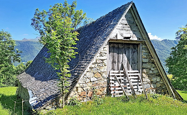 Property_For_Sale_in_France_with_Cle_France_Join_our_mailing_List_AXL060890_5.52