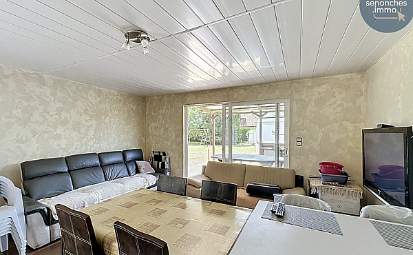 Property_For_Sale_in_France_with_Cle_France_Join_our_mailing_List_AXL06102_6.53