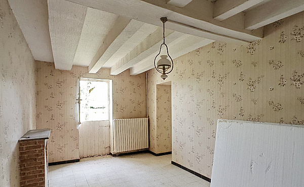 Property_For_Sale_in_France_with_Cle_France_Join_our_mailing_List_AXL06108_3.00