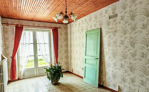 Property_For_Sale_in_France_with_Cle_France_Join_our_mailing_List_AXL06108_3.05