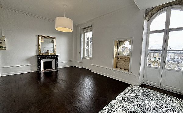 Apartment in Heart of Historic Town in Normandy
