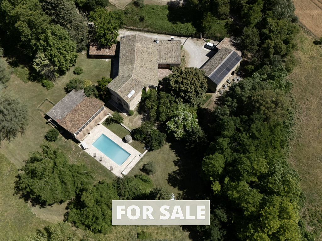 Property_For_Sale_in_France_with_Cle_France_Join_our_mailing_List_AXL06110_1.16