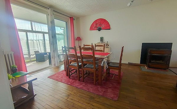 Property_For_Sale_in_France_with_Cle_France_Join_our_mailing_List_AMR00129_216