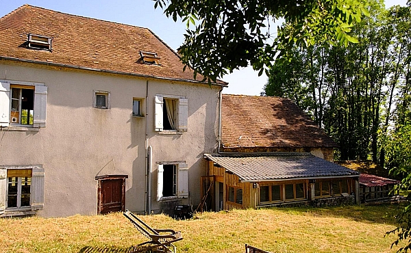 Property_For_Sale_in_France_with_Cle_France_Join_our_mailing_List_AMR00130_825