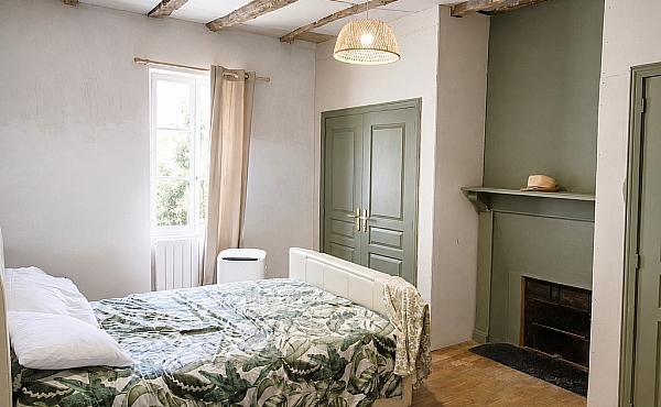 Property_For_Sale_in_France_with_Cle_France_Join_our_mailing_List_AMR00130_841_3