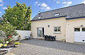 Nice Modern Family Home Near the Normandy Coastline