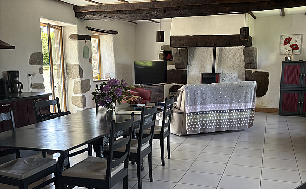 Property_For_Sale_in_France_with_Cle_France_Join_our_mailing_List_DJV04110_3.08