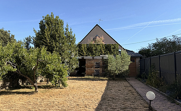Property_For_Sale_in_France_with_Cle_France_Join_our_mailing_List_DJV06173_41