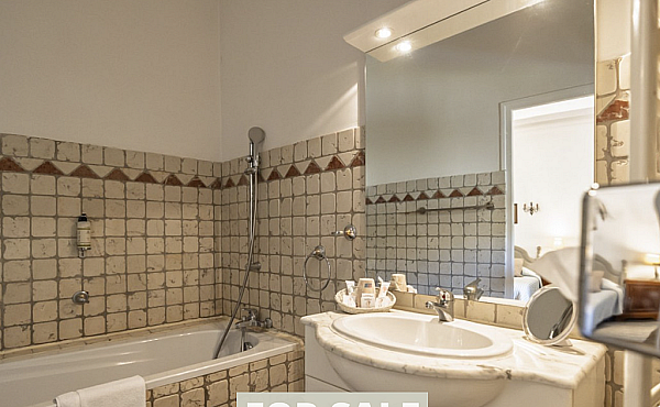 Property_For_Sale_in_France_with_Cle_France_Join_our_mailing_List_AXL06114_6.32