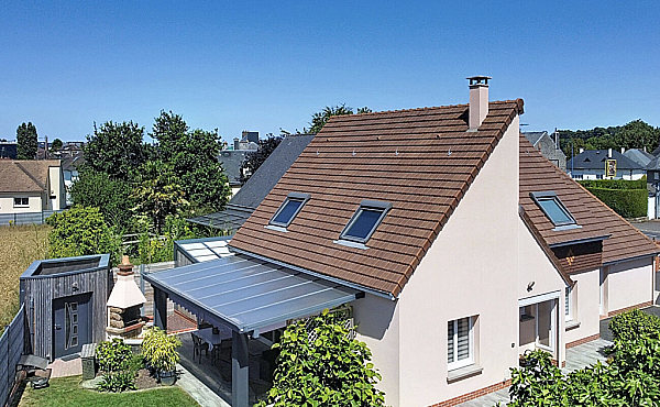 Contemporary Detached House in Perfect Condition