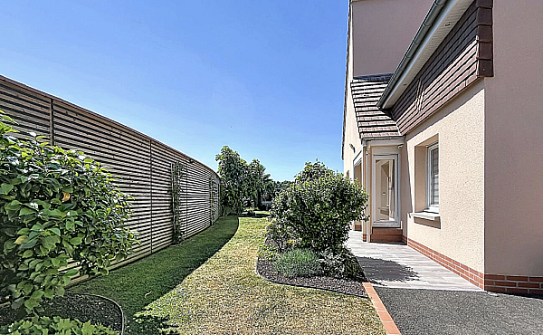 Property_For_Sale_in_France_with_Cle_France_Join_our_mailing_List_LNH13225_8.46