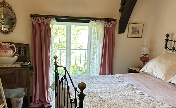Property_For_Sale_in_France_with_Cle_France_Join_our_mailing_List_VBHJ04112_9.18