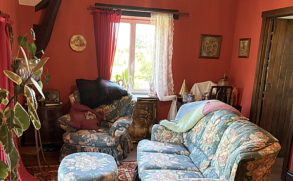 Property_For_Sale_in_France_with_Cle_France_Join_our_mailing_List_VBHJ04112_9.21