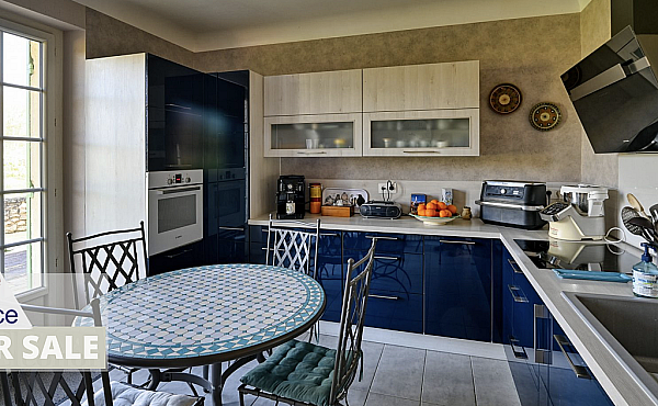 Property_For_Sale_in_France_with_Cle_France_Join_our_mailing_List_VAA00102_VAA00102_0.50