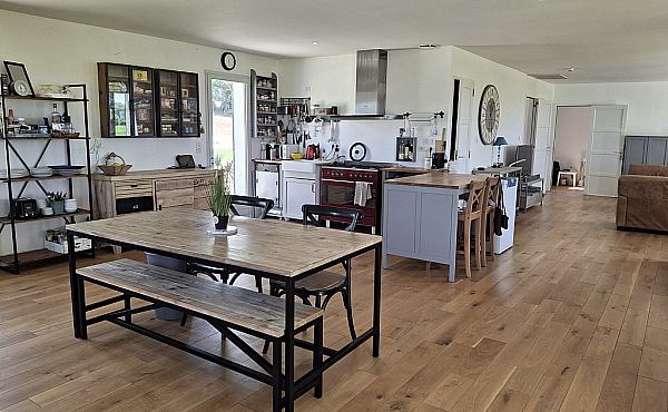 Property_For_Sale_in_France_with_Cle_France_Join_our_mailing_List_VAA00103_7.56