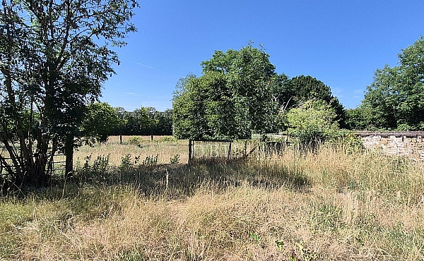 Property_For_Sale_in_France_with_Cle_France_Join_our_mailing_List_DJV06179_q