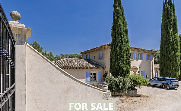 Property_For_Sale_in_France_with_Cle_France_Join_our_mailing_List_AXL06133_6.42