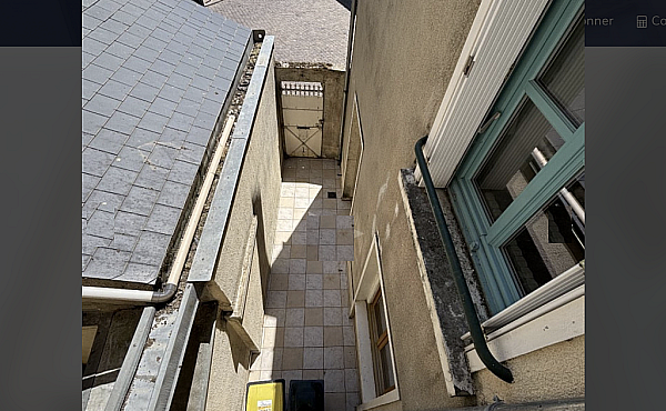 Three Bedroom House in Charming Town