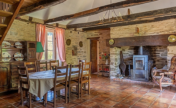 Property_For_Sale_in_France_with_Cle_France_Join_our_mailing_List_AMR00131_40