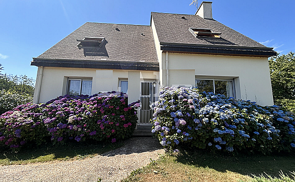 Property_For_Sale_in_France_with_Cle_France_Join_our_mailing_List_DJV06193_05