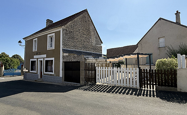 Property_For_Sale_in_France_with_Cle_France_Join_our_mailing_List_DJV06196_03