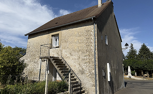 Property_For_Sale_in_France_with_Cle_France_Join_our_mailing_List_DJV06196_05