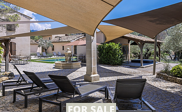 Property_For_Sale_in_France_with_Cle_France_Join_our_mailing_List_AXL06148_5.18