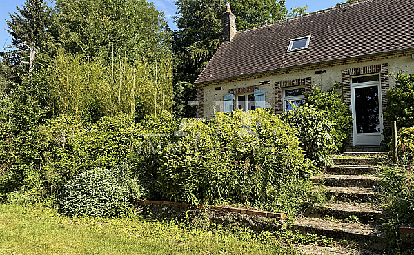 Property_For_Sale_in_France_with_Cle_France_Join_our_mailing_List_DJV06198_15