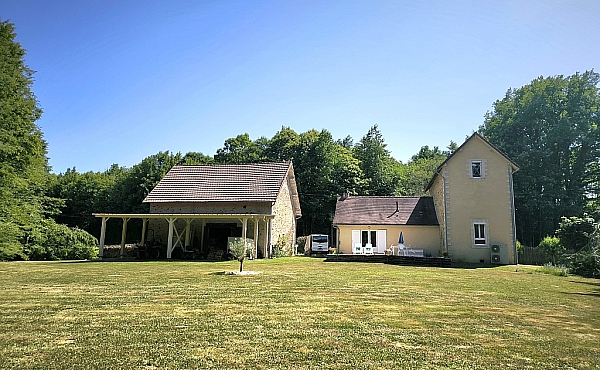 Property_For_Sale_in_France_with_Cle_France_Join_our_mailing_List_AMR00132_22_162050 1