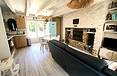 Property_For_Sale_in_France_with_Cle_France_Join_our_mailing_List_AMR00132_22_164140_1