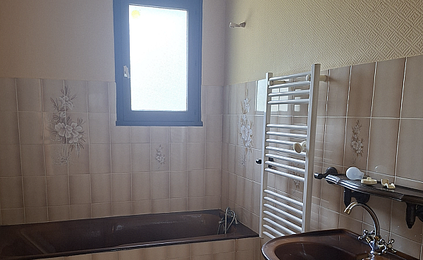 Property_For_Sale_in_France_with_Cle_France_Join_our_mailing_List_BHJ04119_7.09