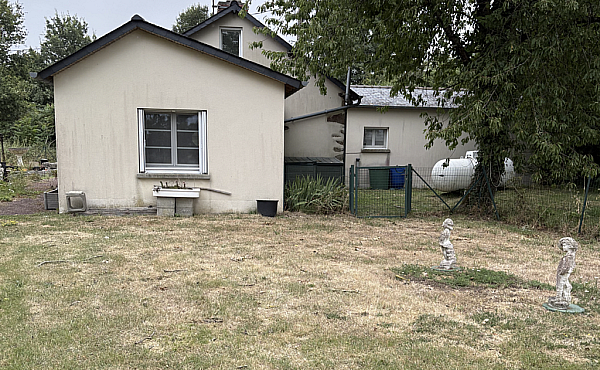 Property_For_Sale_in_France_with_Cle_France_Join_our_mailing_List_BHJ04121_1.00