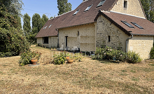 Property_For_Sale_in_France_with_Cle_France_Join_our_mailing_List_DJV06208_41