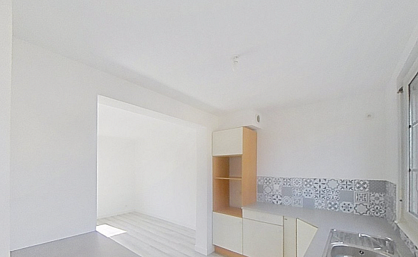 Property_For_Sale_in_France_with_Cle_France_Join_our_mailing_List_DJV06171_2.00.19