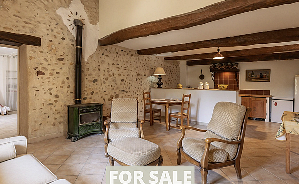 Property_For_Sale_in_France_with_Cle_France_Join_our_mailing_List_DJV06172_6.01