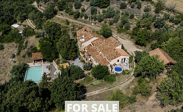 Property_For_Sale_in_France_with_Cle_France_Join_our_mailing_List_DJV06172_6.14