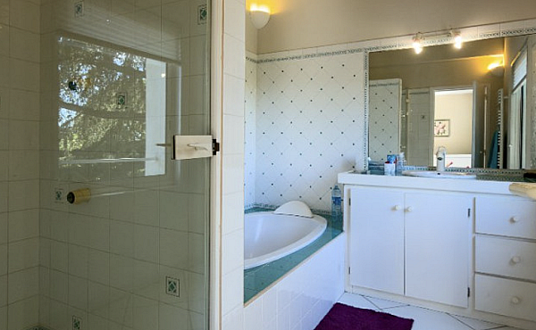 Property_For_Sale_in_France_with_Cle_France_Join_our_mailing_List_AXL06181_7.54