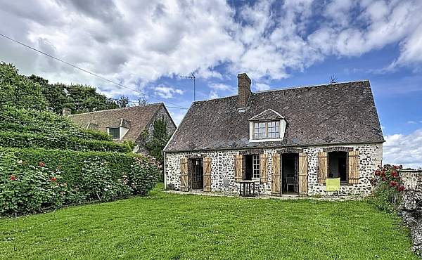 Property_For_Sale_in_France_with_Cle_France_Join_our_mailing_List_AXL06219_16