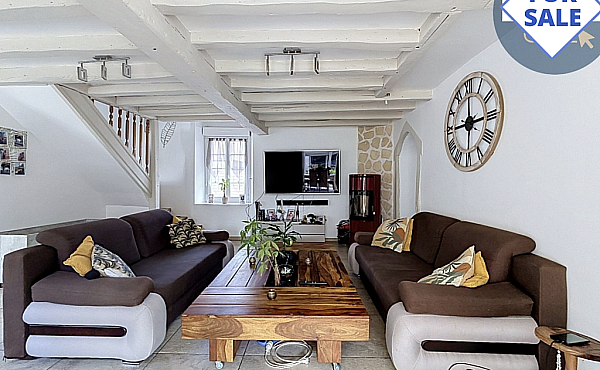 Property_For_Sale_in_France_with_Cle_France_Join_our_mailing_List_AXL06221_18
