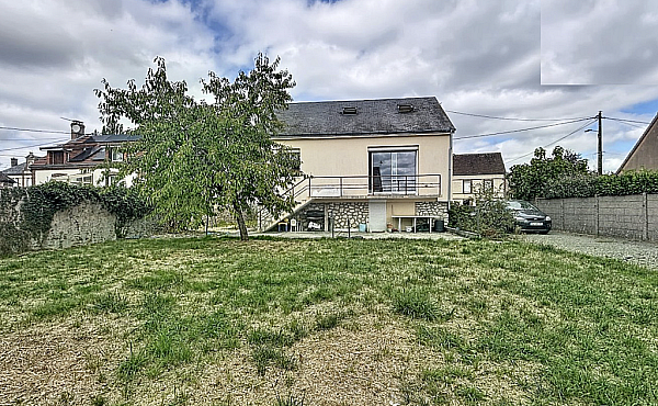 Property_For_Sale_in_France_with_Cle_France_Join_our_mailing_List_AXL06229_3.24