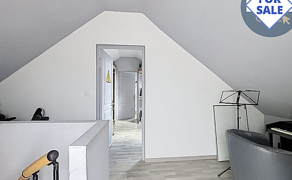 Property_For_Sale_in_France_with_Cle_France_Join_our_mailing_List_AXL06229_3.43