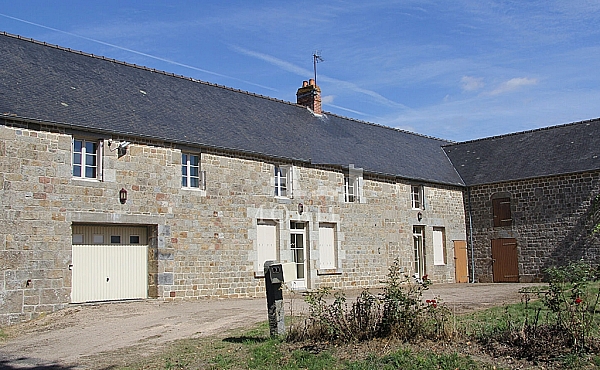 Large House with Outbuilding, Ideal Family Home