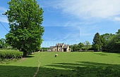 Detached House in 1,2 Hectares with Lake