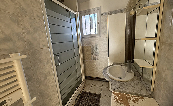 Property_For_Sale_in_France_with_Cle_France_Join_our_mailing_List_AXL06242_2.49