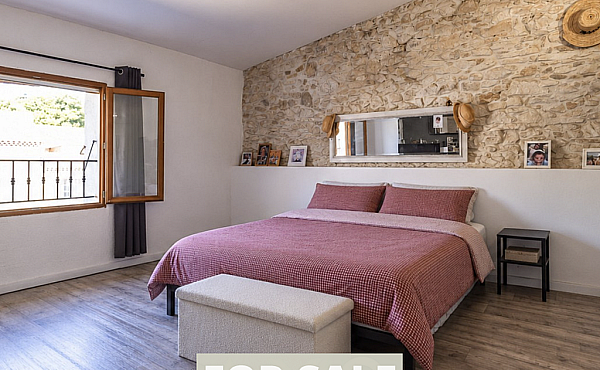 Property_For_Sale_in_France_with_Cle_France_Join_our_mailing_List_AXL06248_1.48