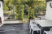 AXL06251_Cle_France_lead_image