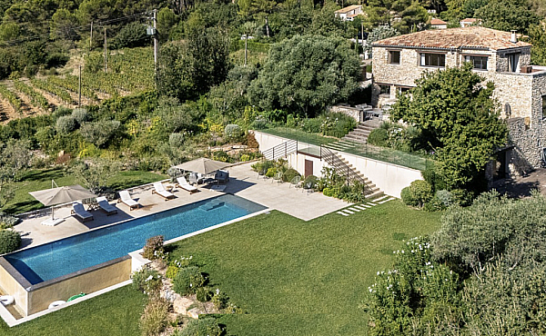 Property_For_Sale_in_France_with_Cle_France_Join_our_mailing_List_AXL06256_09.22
