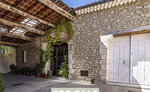 Property_For_Sale_in_France_with_Cle_France_Join_our_mailing_List_AXL06257_2.58
