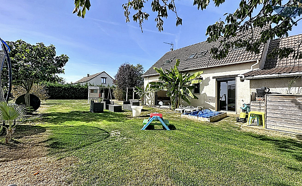 Property_For_Sale_in_France_with_Cle_France_Join_our_mailing_List_AXL06253_09