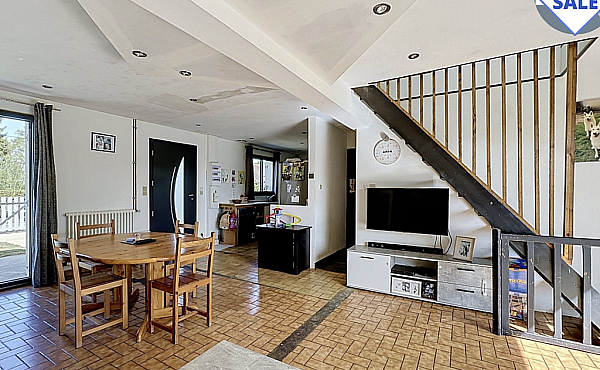 Property_For_Sale_in_France_with_Cle_France_Join_our_mailing_List_AXL06253_30